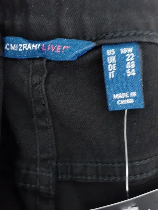 Isaac Mizrahi Womens Bootcut Jeans 18W Pullon Stretch Black 746A - Picture 6 of 7